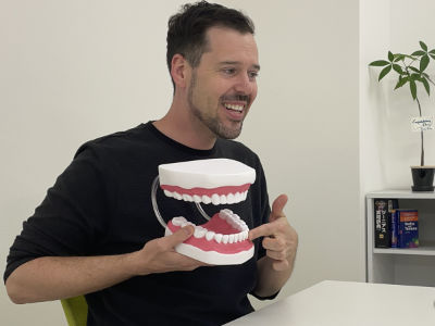 large mouth model